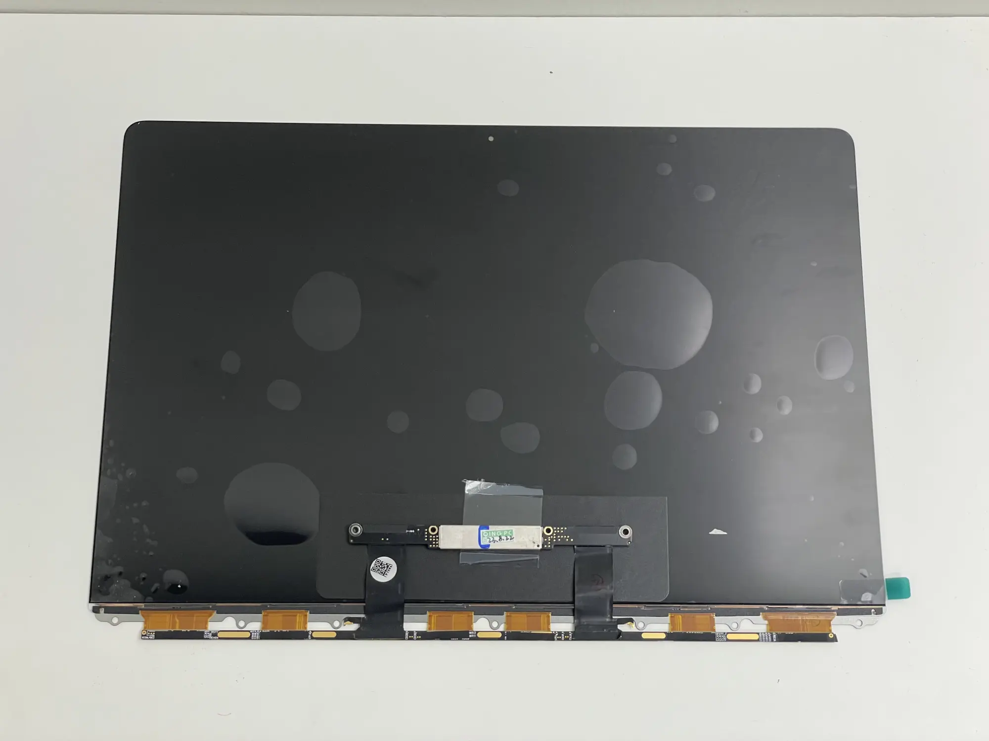 LCD Front Bezel With Logo For MacBook Air 13" A1932 A2179 A2337 – Replacement Glass Cover
